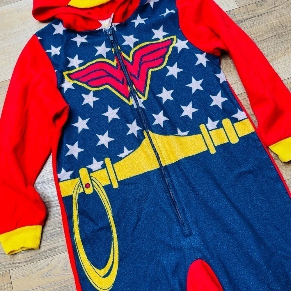 WONDER Woman Girls Hooded Fleece Union Suit Sleeper Pajamas Onesie Size XS